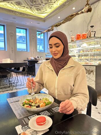 Jadi / jadi_moon nude photo #1