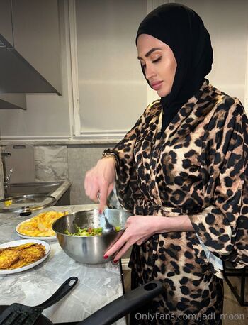 Jadi / jadi_moon nude photo #6