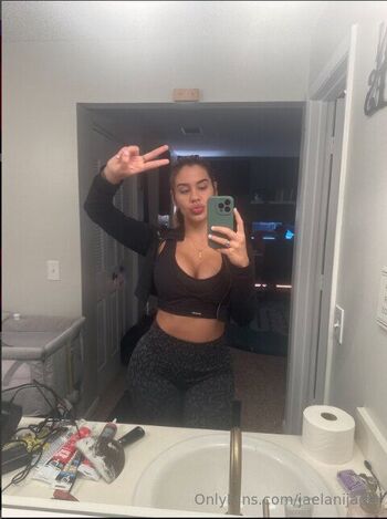 Jade / jaelanijade nude photo #24