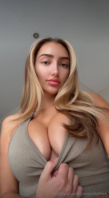 Jaileen / jaixpetitefree nude photo #12