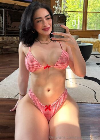 Jaileen / jaixpetitefree nude photo #23