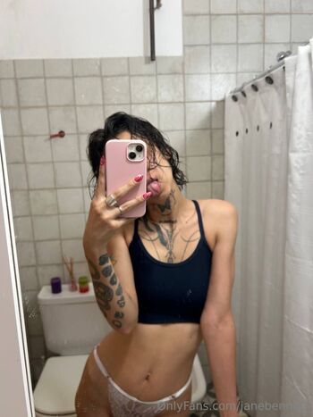 Jane Bennett / janebennett nude photo #5