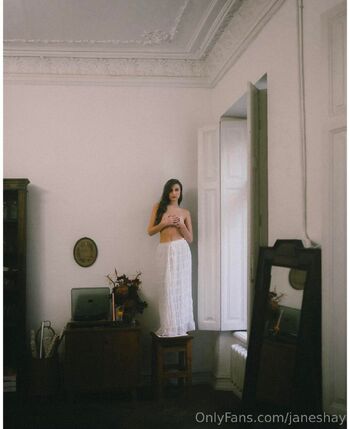 𝙹𝚊𝚗𝚎 𝚂𝚑𝚊𝚢𝚜 / janeshay / jane.leaf_xo nude photo #27