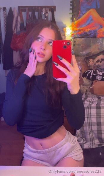 jan / janessoles222 nude photo #3