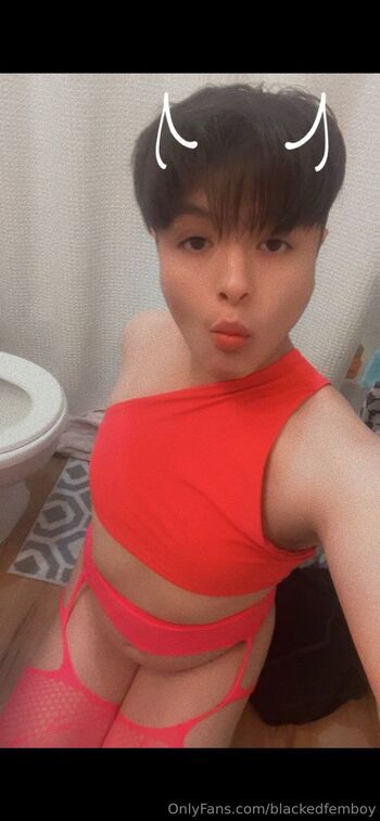 Femboy Ja / janisfem nude photo #6