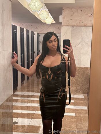 Jasmine Lotu / jasmine_lotus / prwincessjasmine / jasminexlotus / thejasminelotus nude photo #7