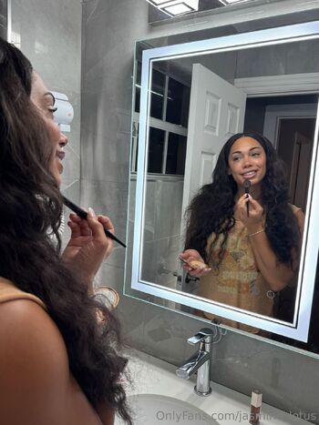 Jasmine Lotu / jasmine_lotus / prwincessjasmine / jasminexlotus / thejasminelotus nude photo #30