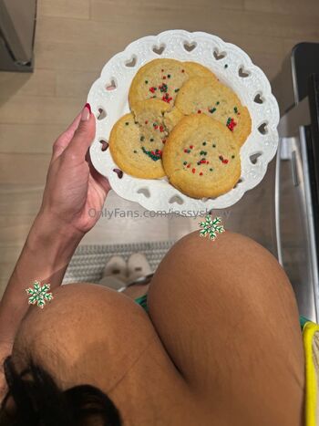 Jasmine PRETTY TITTIE / jassyskyyy nude photo #29