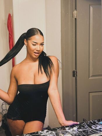 Jayd / jaydeechandaa nude photo #1