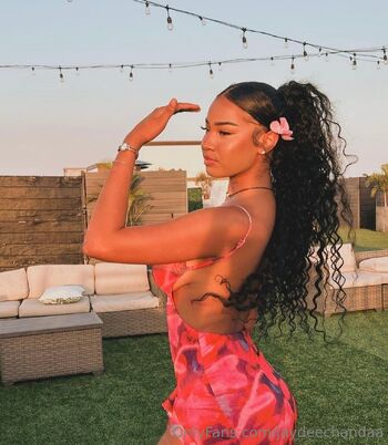 Jayd / jaydeechandaa nude photo #18