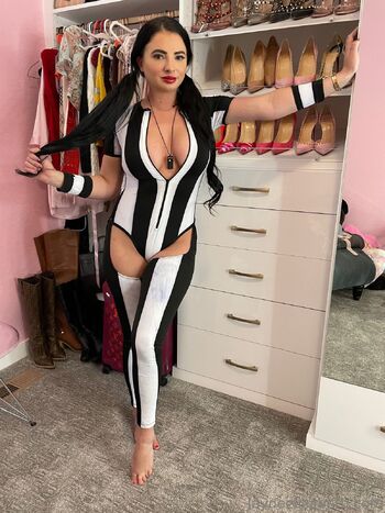 Elizabeth Jade / jaydenelizabeth nude photo #3