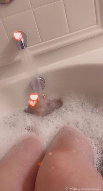 Jazzkitty32 / jazzkitty321 nude photo #20