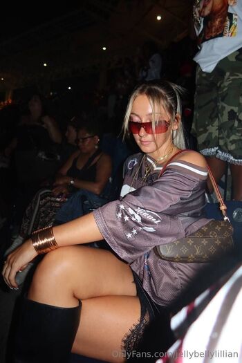 Lillia / jellybellylillian nude photo #13