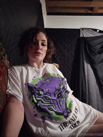 Jennifer Van Damse / jennifervandamselfree nude photo #17