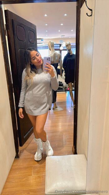 Jenni Natural Body / jenniromero nude photo #27