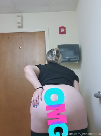 Juicy Jenn FREE 3.6 / jennsmith218 nude photo #3