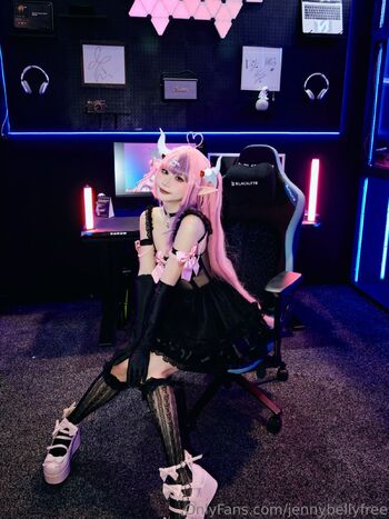 Dress Up Jenny / jennybellyfree nude photo #3