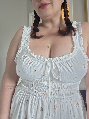 Jen Re / jenredbr nude photo #19