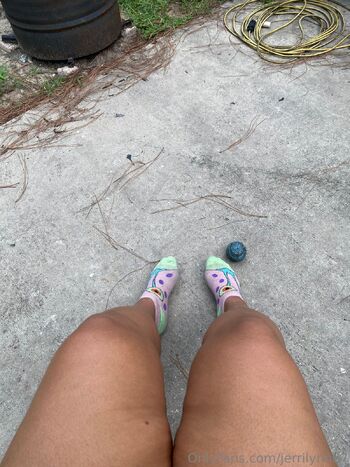 Dutches / jerrilynn67 nude photo #23