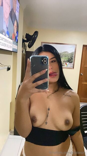 Jessia Su / jessiasun nude photo #4