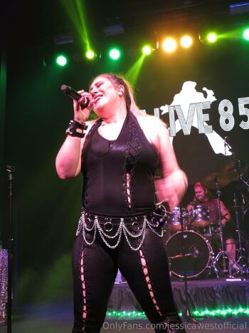 Jessica Wes / jessicawestofficial nude photo #2