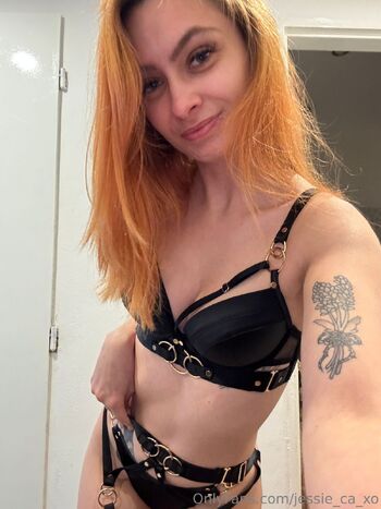Jess / jessie_ca_xo nude photo #12