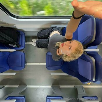 𝓙𝓮𝓼𝓼𝓲𝓮 𝓙 / jessie_jj nude photo #19