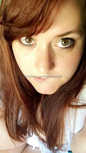 Jessie Paig / jessiepaige nude photo #15