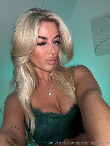 jessie / jessievasilevaxx nude photo #26