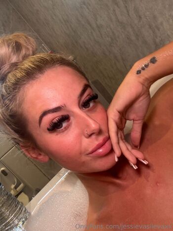 jessie / jessievasilevaxx nude photo #28