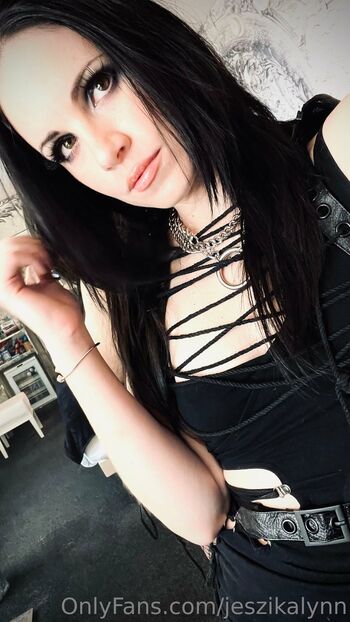Jeszika Lyn / jeszikalynn nude photo #10