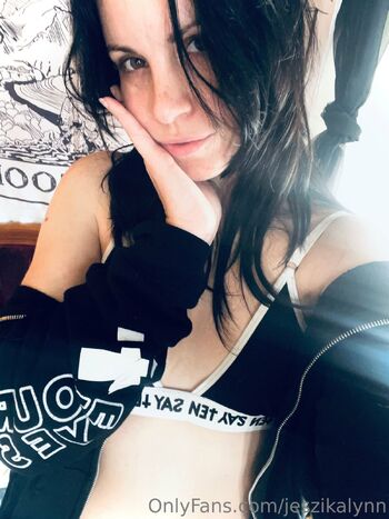 Jeszika Lyn / jeszikalynn nude photo #16