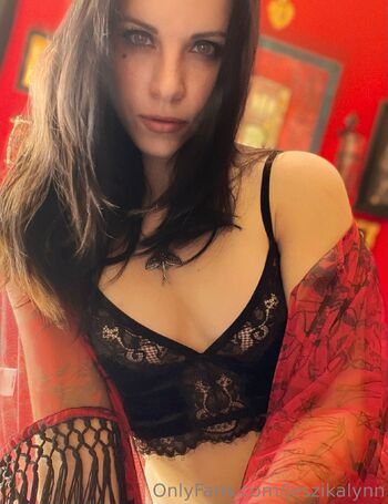 Jeszika Lyn / jeszikalynn nude photo #36