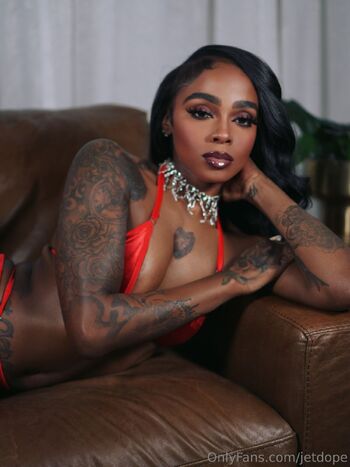 Je / jetdope nude photo #1
