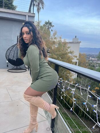 Je / jetdope nude photo #6