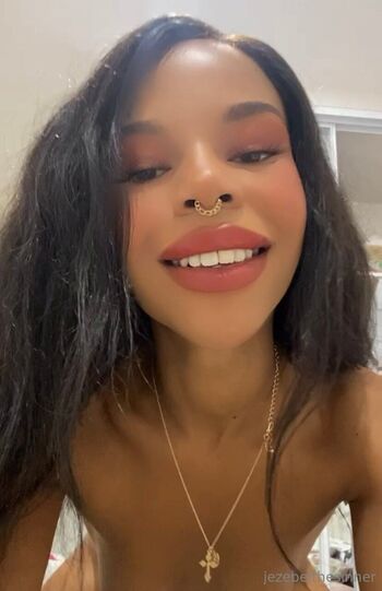 jezebelthesinne / jezebelthesinner / jezziethesinner nude photo #15