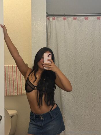 Jil / jilbaby nude photo #3