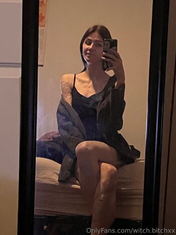 jinxxwitchxbitc / jinxx.witch.bitchxx nude photo #22