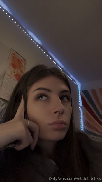 jinxxwitchxbitc / jinxx.witch.bitchxx nude photo #23