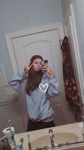 jinxxwitchxbitc / jinxx.witch.bitchxx nude photo #25