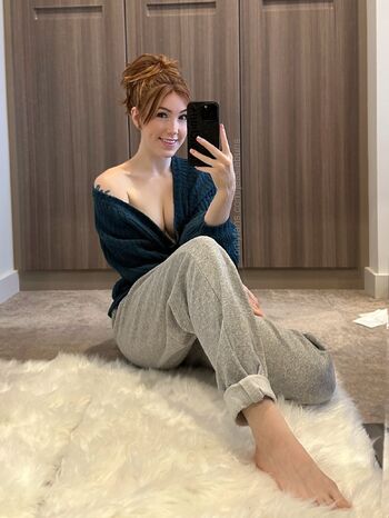 Jessie is H0RNY / jizzoverjess nude photo #18