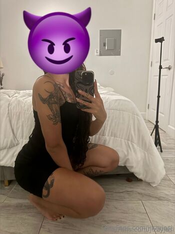 Jasmin / jizzyjasi nude photo #1