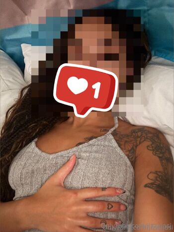 Jasmin / jizzyjasi nude photo #3