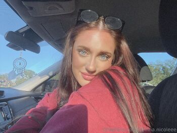 Johnna / johnna.nicoleee nude photo #3