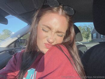 Johnna / johnna.nicoleee nude photo #5