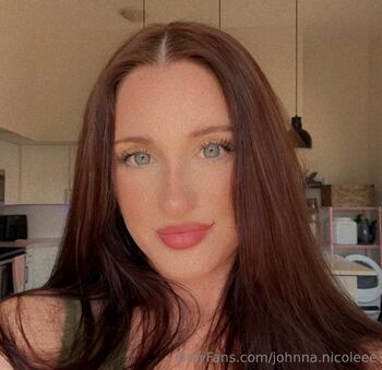 Johnna / johnna.nicoleee nude photo #11