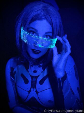 Michael and Lindsay Jone / joneslyfans nude photo #15