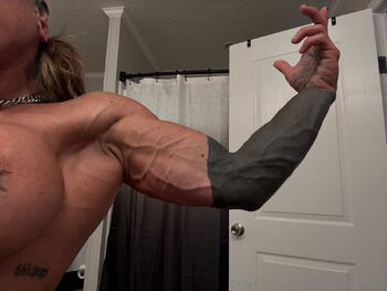 WET RN / jordainsue.free nude photo #1