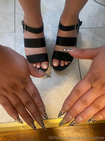 JoshuaxzzFre / joshuaxzzfree nude photo #1