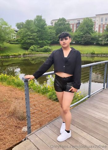 JoshuaxzzFre / joshuaxzzfree nude photo #38